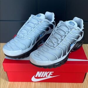 Nike Air Max Plus Pure Platinum University Blue Size 11